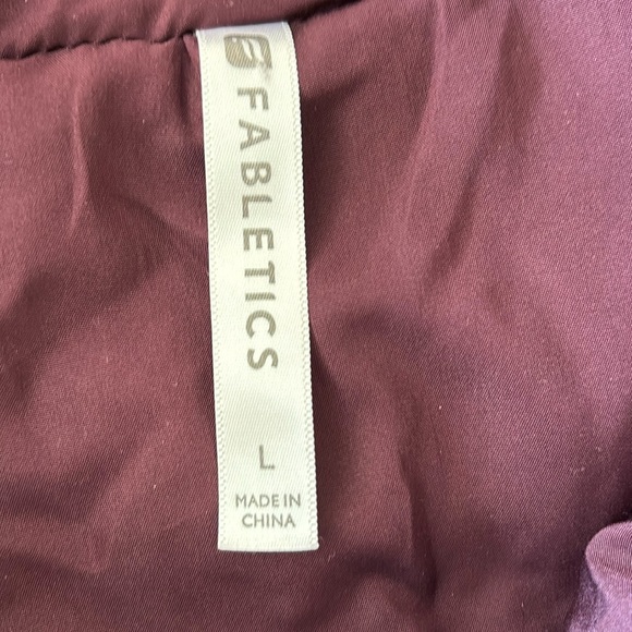 Fabletics puffer jacket - Picture 3 of 10